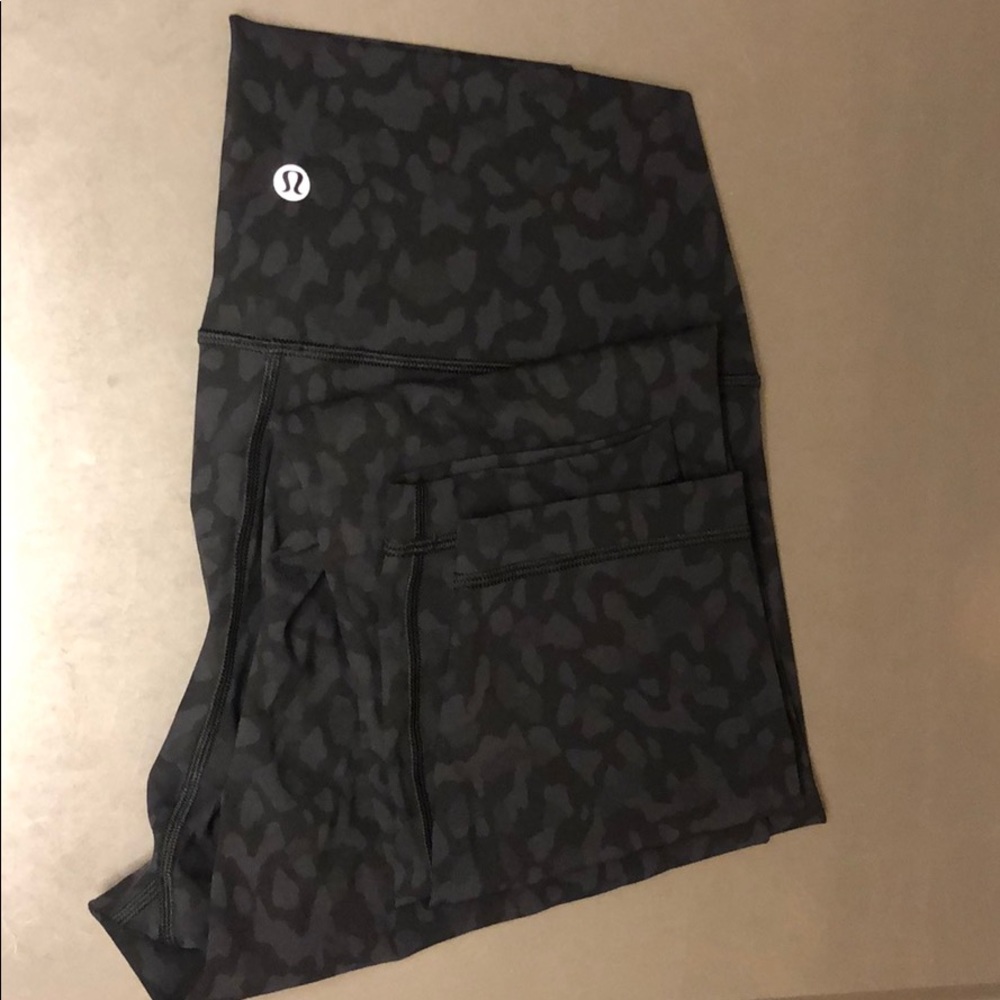 Lululemon Wunder Under